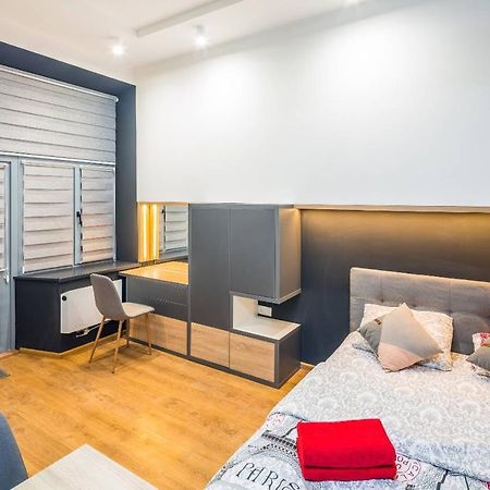 Studio Loft リヴィウ 部屋 写真